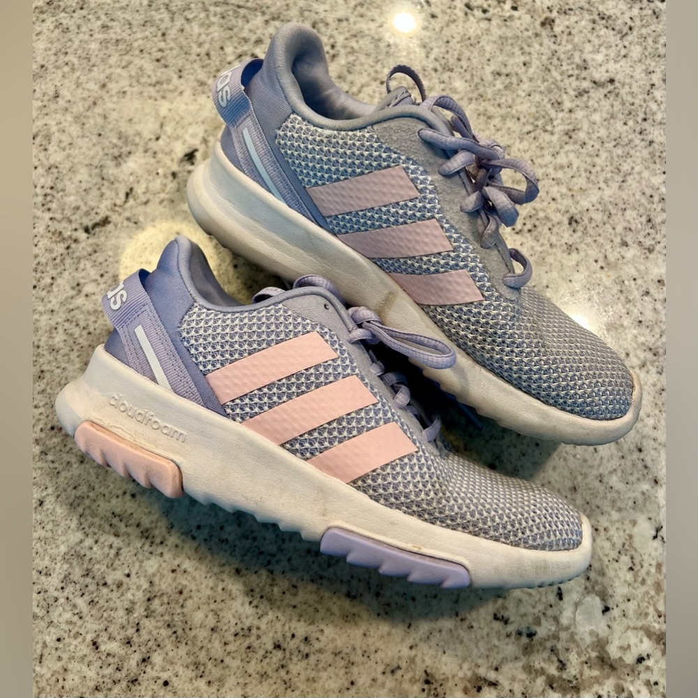 Girls Adidas shoes sneakers size 1.5